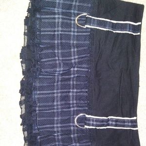 Trip mini skirt